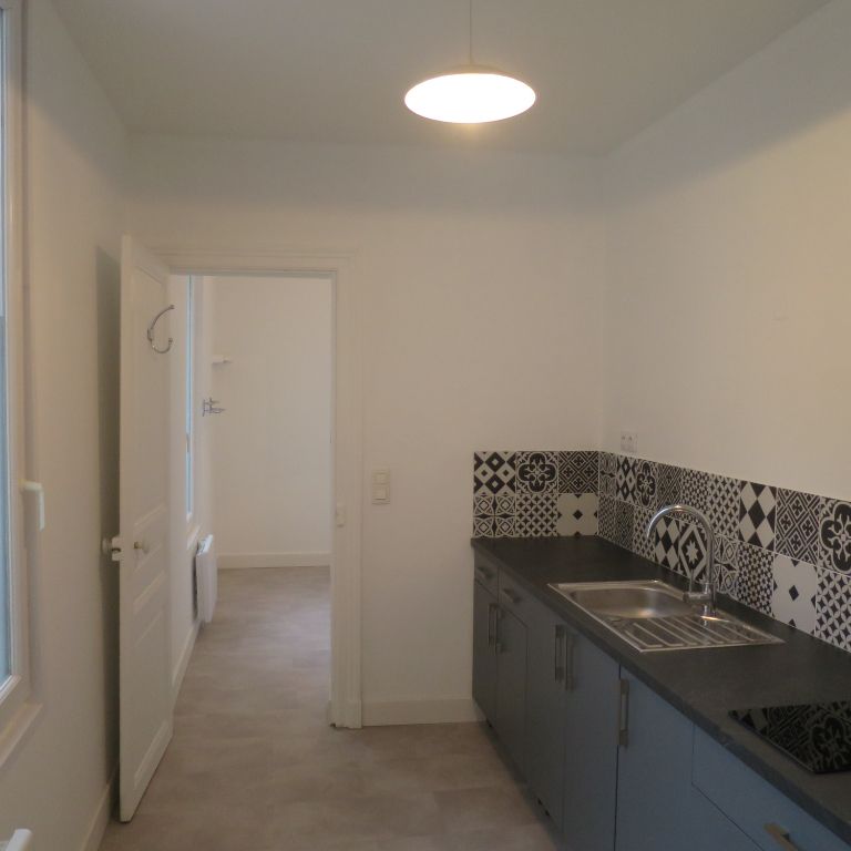 Appartement à louer - REIMS CLAIRMARAIS - Photo 1