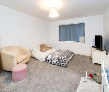 4 bedroom house to rent Maypole Road, Ashurst Wood, East Grinstead,... - Photo 6