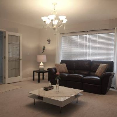 Newly Renovated Private, Spacious, Furnished One Bedroom - Photo 3