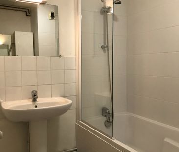 Location Appartement 4 pièces 87m² RENNES 35000 - Photo 3