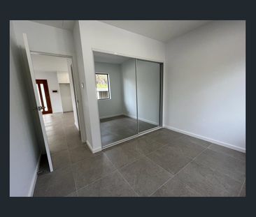 Convenient Location - Photo 3