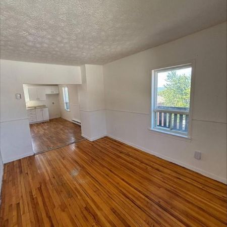 2 CH - 1 SDB - Windsor - $975 /mo - Photo 3