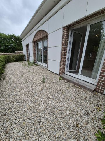 Location Appartement 3 pièces 99m² CAMBRAI 59400 - Photo 5