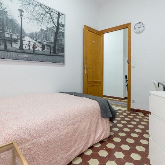 valencia, Valencian Community 46021 - Photo 1