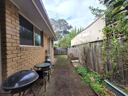 2/10 Middlefield Drive - Photo 5