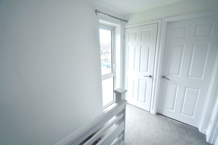 3 bedroom semi-detached house to rent - Photo 4