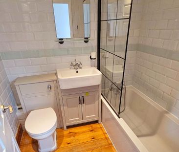 2 bedroom maisonette to rent - Photo 5