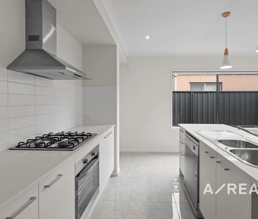 Modern Family Living in Craigieburn’s Most Desirable Pocket - Photo 1