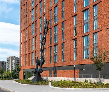 No.1 Old Trafford, M17 - Photo 2