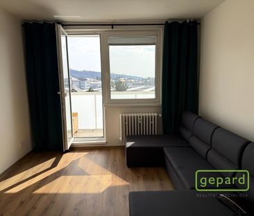 Pronájem bytu 1+1 31 m² - Fotografie 1