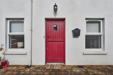 17 Lyle Road, Ballyholme, Bangor, BT20 5LU - Photo 5