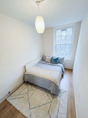 Room in a Shared Flat, Tadema House, NW8 - Photo 1