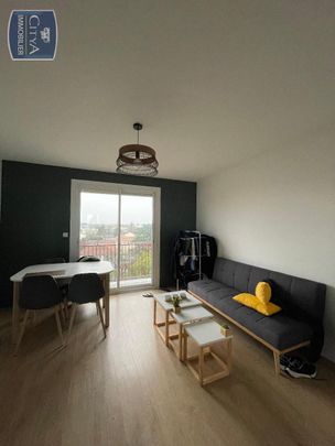 Location Appartement 4 pièces 67m² NIORT 79000 - Photo 1