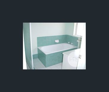 14 Brolga Place, Zillmere, Qld 4034 - Photo 2