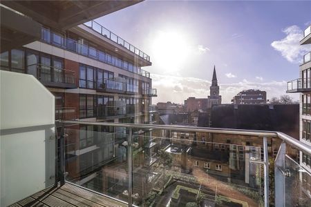 2 Bed Flat, Dickens Yard, W5 - Photo 4