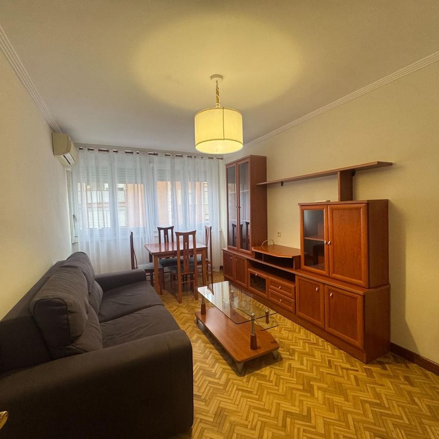 Piso de alquiler en Peñagrande - Photo 1