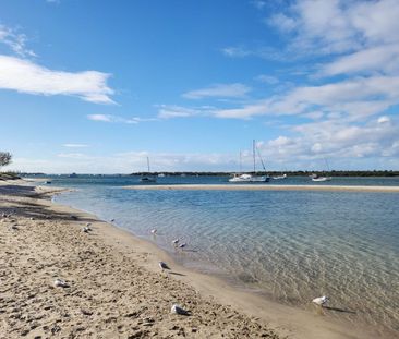 First floor apartment in secure complex minutes away from Broadwater - Photo 3