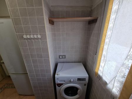 Piso de alquiler en Carrer del Mondúver, Barrio de Benicalap - Photo 3