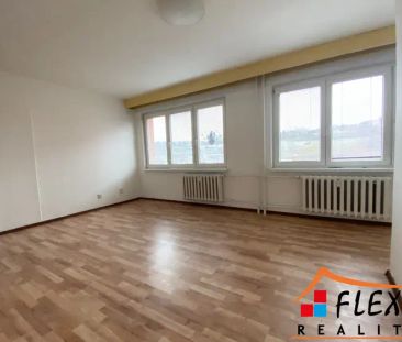 Pronájem prostorného bytu 2+1 s balkónem, 56 m - Photo 4