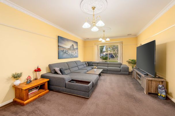 Impressive 4 Bedroom Home in Shepparton North - Photo 1