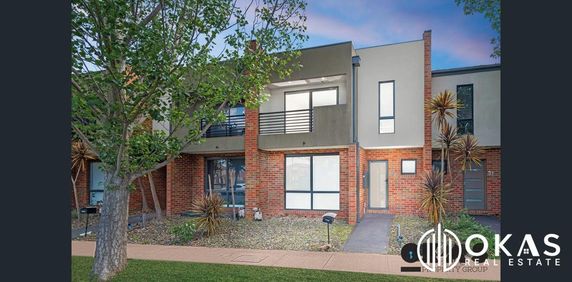 Comfort, Convenience & Style - 3-Bedroom Home in Williams Landing - Photo 2