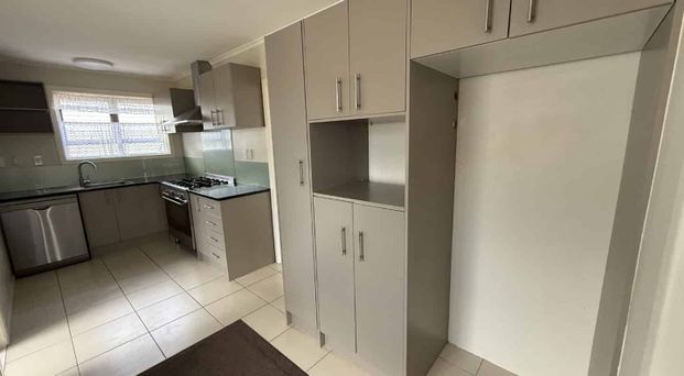 Lovely home Papatoeto - Photo 1