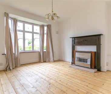 4 bedroom terraced house to rent - Photo 1