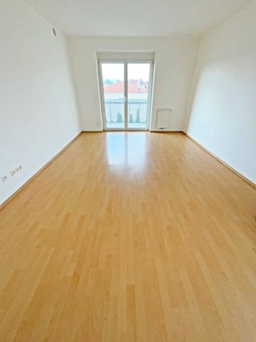 3-Zimmer im 1. Obergeschoss mit guter Aussicht - Photo 2