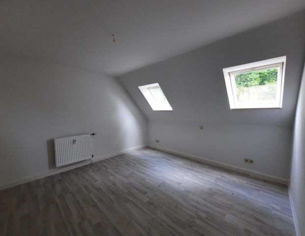Bezugsfertige Wohnung - Einfach Möbel rein und Füße hoch! - Foto 1