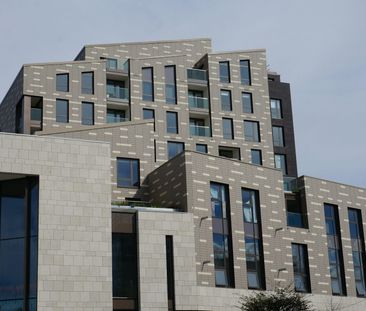 Flat to rent on - Photo 2