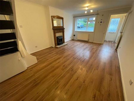 2 bedroom semi-detached house to rent - Photo 2