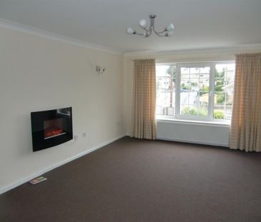 2 bedroom Bungalow To Let - Photo 4