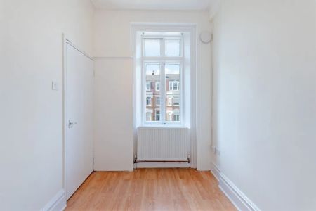 Chichele Road - Photo 2