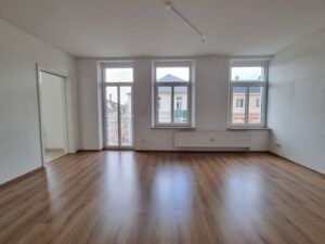 Leißnerstr. 26, Wohnung 8 ~~~ Balkon, Tageslichtbad mit Wanne und Dusche, Gäste-WC, Abstellraum, Keller, Haus mit Aufzug - Photo 5