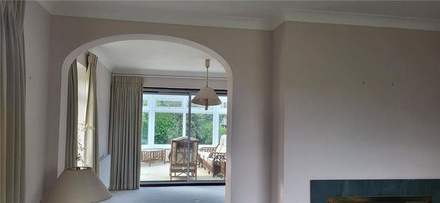 3 bedroom bungalow to rent - Photo 1