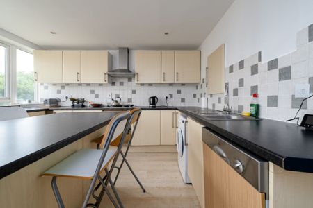 74 Clearbrook Way, London E1 0SD, UK, London - Photo 3