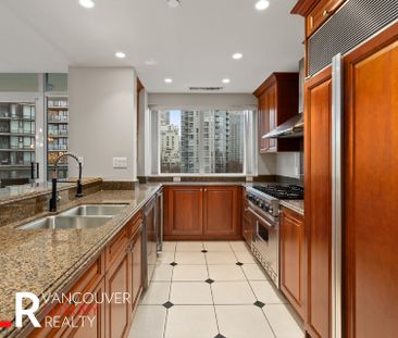 428 Beach Crescent, Unit #903 - Photo 4