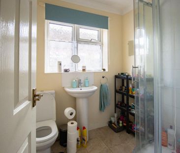 2 bedroom bungalow to rent - Photo 3