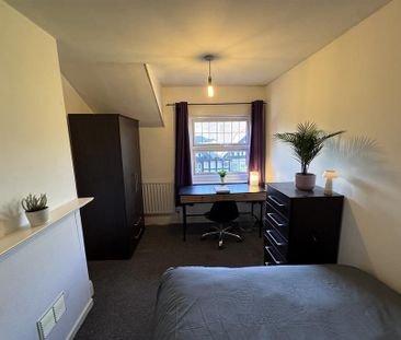 3 bedroom apartment to rent - Photo 5