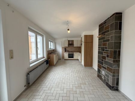 HERZELE - Hernieuwde woning in centrum Herzele - Photo 2