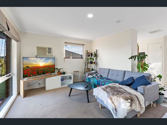 2/13 Proud Terrace, Flora Hill - Photo 1