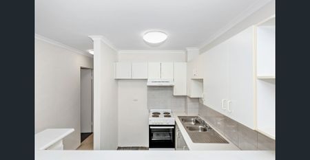 Modern Living - Photo 2