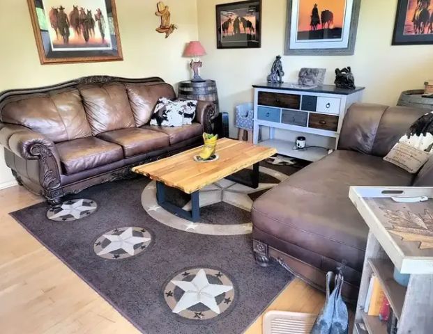 One price includes everything! Furnished main floor 2 bedroom suite | Calgary - Photo 1