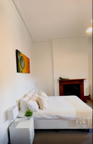 Room 6-standard/balcony - Photo 5