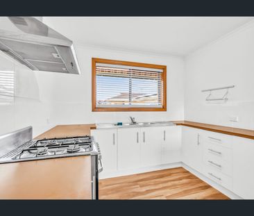 Sit Back, Relax and Enjoy - Photo 4