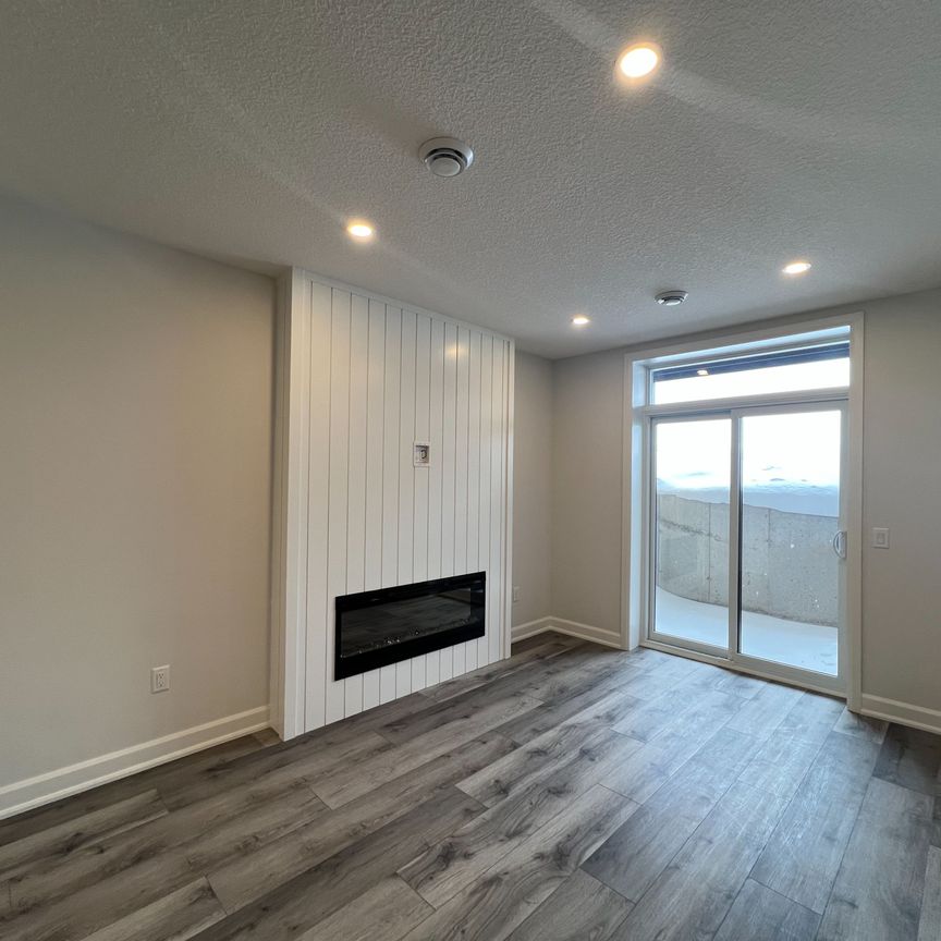 For Lease - 440 Wellington Street Unit# 25, Wellington North, Ontario - Photo 1