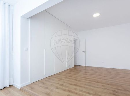 Lisboa, Lisbon 2775 - Photo 2