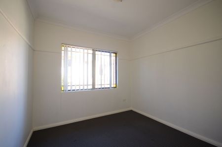 Spacious & Modern 3 Bedroom Villa!! - Photo 4