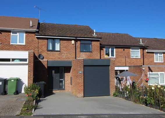 3 bedroom semi-detached house to rent - Photo 1