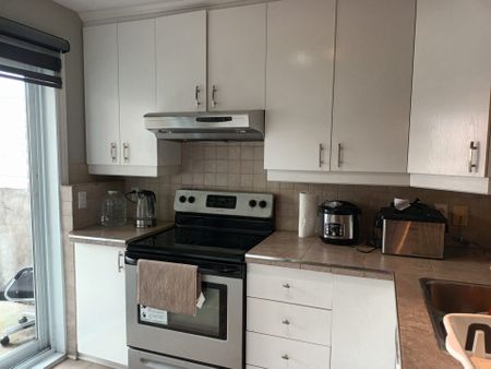 Boul. Iberville, J6A 7R2, Repentigny - Photo 2